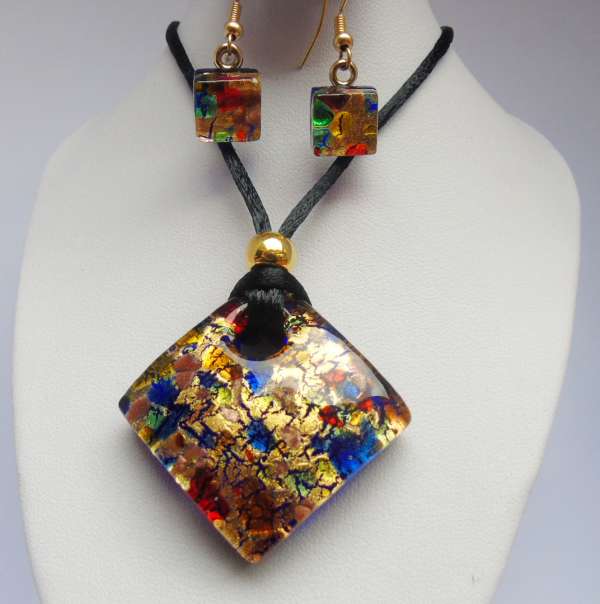 CONJUNTO COLLAR ROMBO GRANDE+ARETES EN CRISTAL DE MURANO